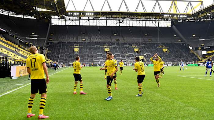 Erling Haaland celebrates his goal for Dortmund vs. Schalke